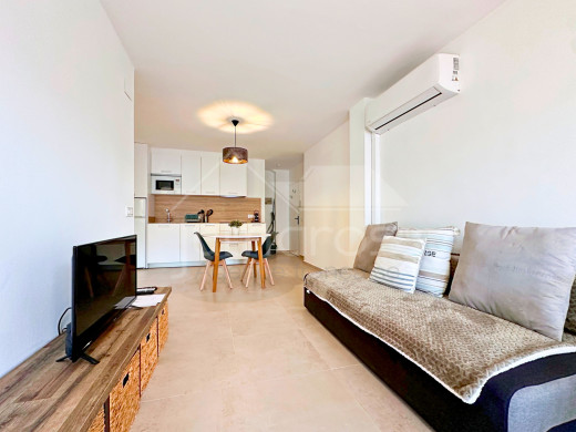 Appartement moderne avec vue sur le canal et grande terrasse