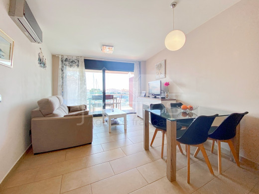 Appartement de standing vue canal avec grande terrasse et parking à Roses
