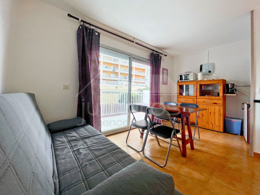Studio avec parking à 500m de la plage à Roses, Santa Margarita