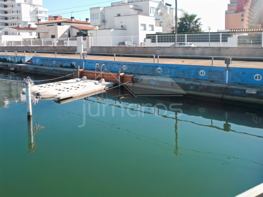Private mooring in Roses of 2.5m x 6m