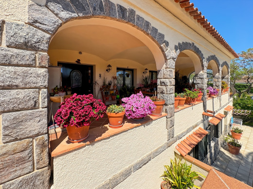 Villa avec jardin et piscine, à quelques pas du canal à Empuriabrava