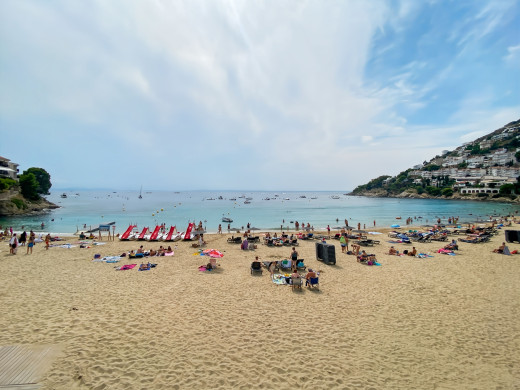 Maison neuve vue mer à Canyelles, vendue clés en main