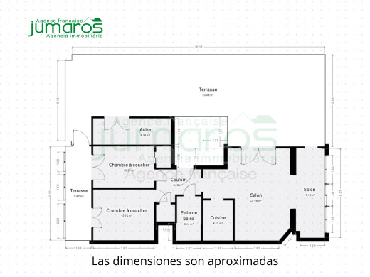 Ático con vistas al canal y gran terraza en Empuriabrava