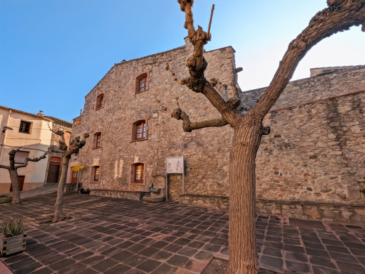Restored house dating from 1740 in Agullana, near France
