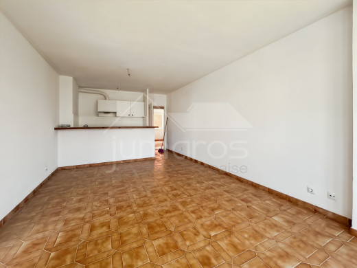 Grand appartement à Gran Reserva, à 300m de la plage, parking privé