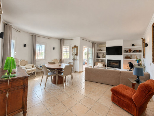 Maison avec piscine, terrasses et garage à L'Escala