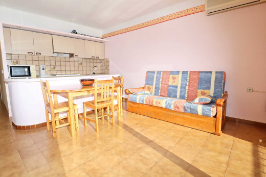 Appartement 2 chambres, terrasse et vue canal
