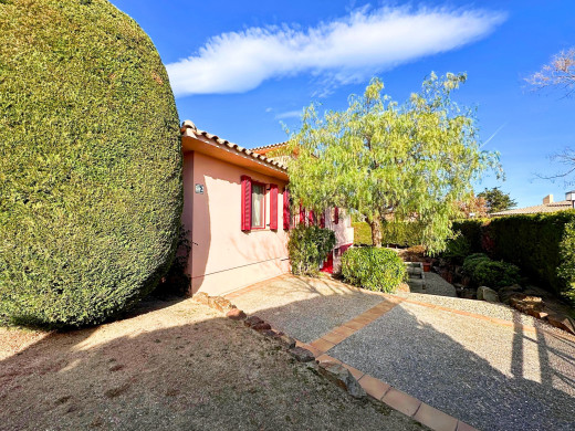 Villa de luxe avec piscine au Golf de Torremirona, Navata