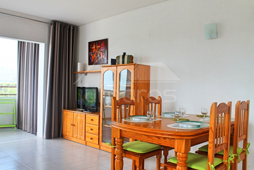 Apartamento vistas mar y montaña cerca de la playa con parking