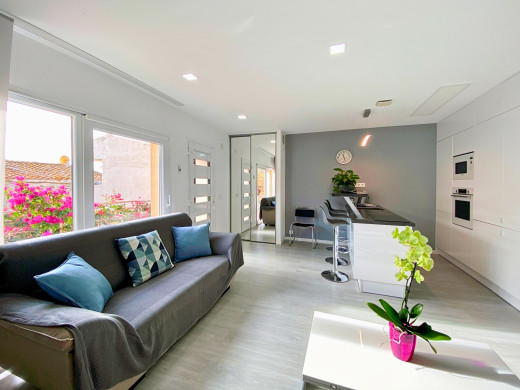 Maison de village rénovée en vente à Palau-Saverdera