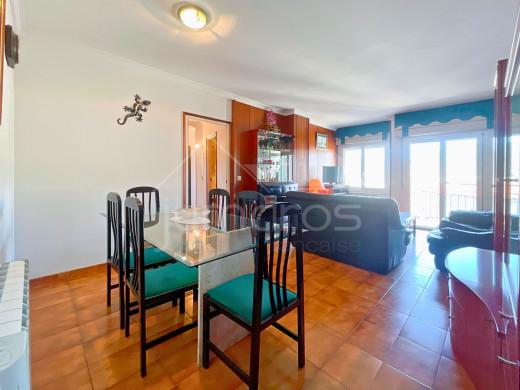 Grand appartement au centre de Roses