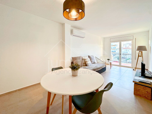 Appartement moderne avec vue sur le canal et grande terrasse