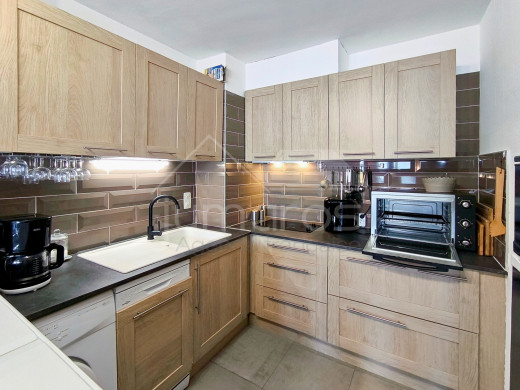 Appartement deux chambres avec amarre de 8m * 3m