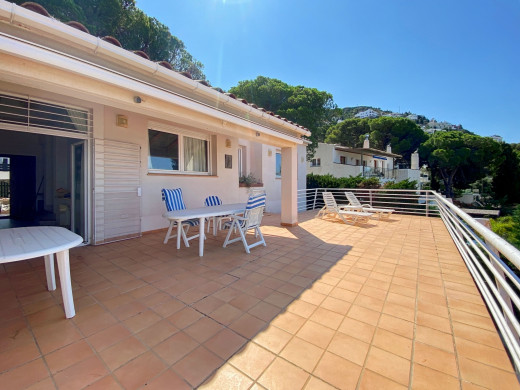 Grande villa vue mer à 300m de la plage à Roses, Costa Brava