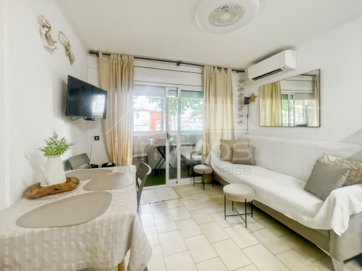 Appartement rénové avec parking à Empuriabrava