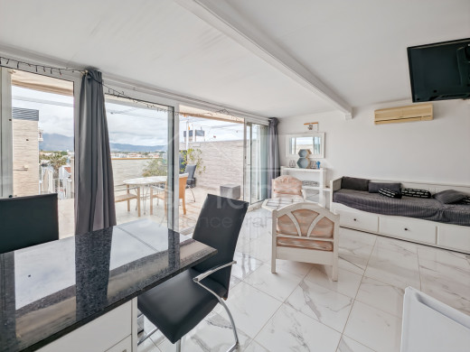 Appartement divisé en 2, avec licence touristique