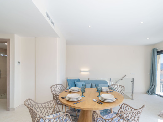 Atico con 2 habitaciones cerca de la playa