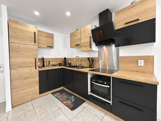 Maison avec amarre 8 x 4m et garage à Empuriabrava