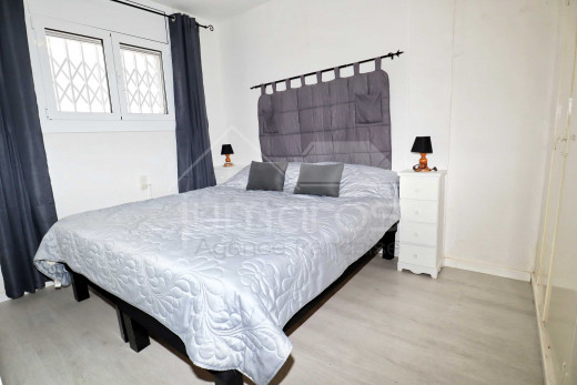 1 chambre au centre et 5 min à pied de la plage