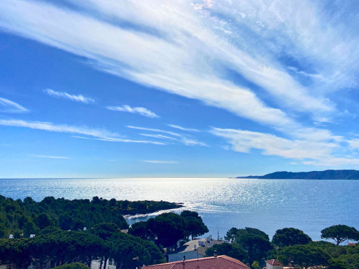 Villa de luxe avec vue panoramique sur la mer à Llançà