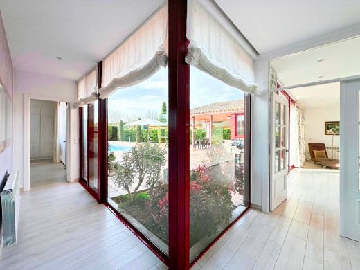 Villa de luxe avec piscine au Golf de Torremirona, Navata