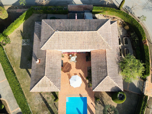 Villa de luxe avec piscine au Golf de Torremirona, Navata