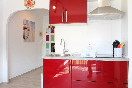 Appartement meublé avec terrasse très proche plage
