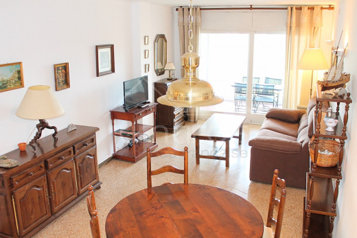 Duplex avec vue sur la mer et le canal