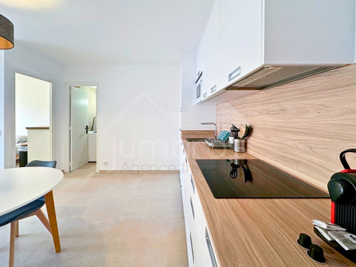 Appartement moderne avec vue sur le canal et grande terrasse