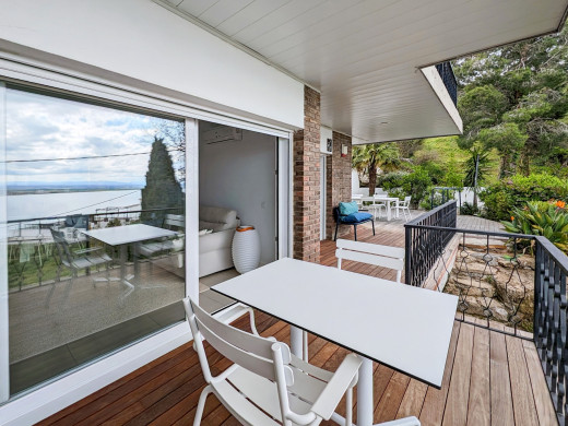Appartement vue mer avec grande terrasse et garage à Rosas