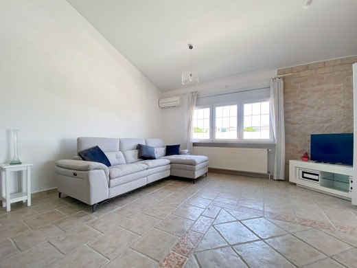Belle maison avec piscine dans un quartier calme à Mas Boscà, Roses