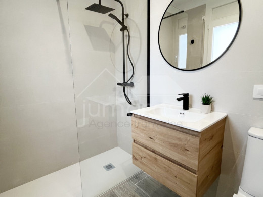 Renoviertes Studio zum Verkauf in Empuriabrava, in Strandnähe
