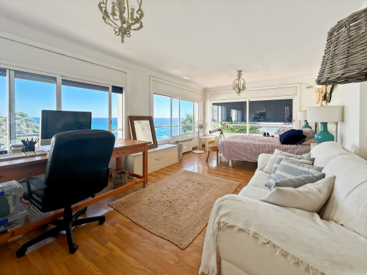 Maison avec vue mer et licence touristique à Llançà