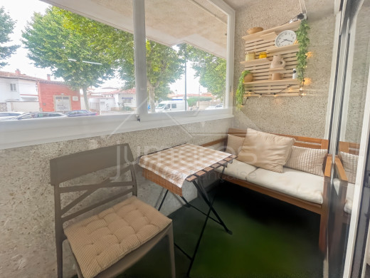 Appartement rénové avec parking à Empuriabrava