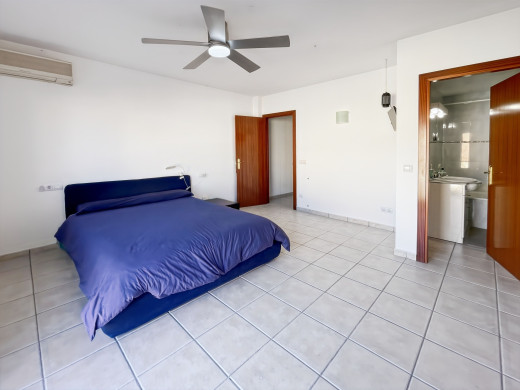 Casa con piscina comunitaria a 50m de la playa, en Gran Reserva