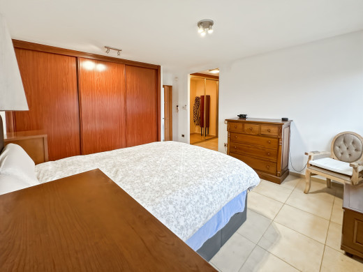 Haus mit 4 Schlafzimmern und Garage in Vic zu verkaufen
