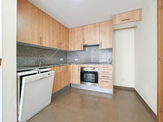 Wohnung im Zentrum von Roses mit Terrasse und Parkplatzoption