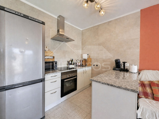 Appartement avec licence touristique, terrasse et piscine à Empuriabrava