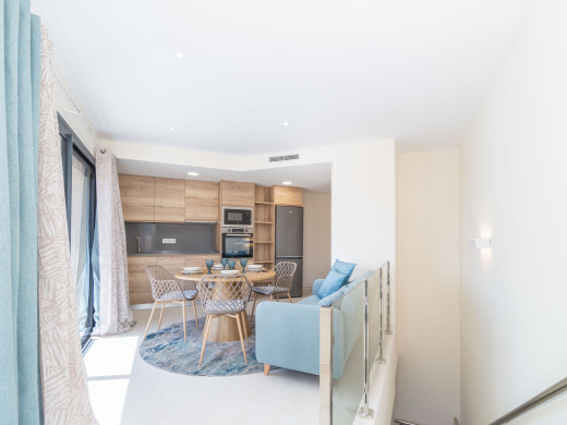 Atico con 2 habitaciones cerca de la playa