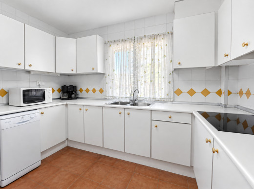 Appartement avec grande terrasse et amarre privée à Santa Margarida