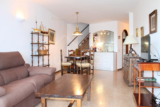 Duplex avec vue sur la mer et le canal