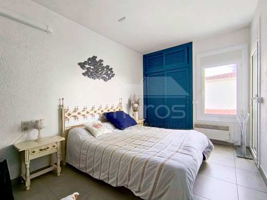 Appartement deux chambres avec amarre de 8m * 3m