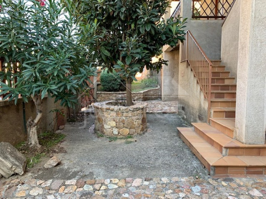 Maison avec 3 chambres plus terrain constructible