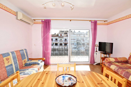 Appartement 2 chambres, terrasse et vue canal