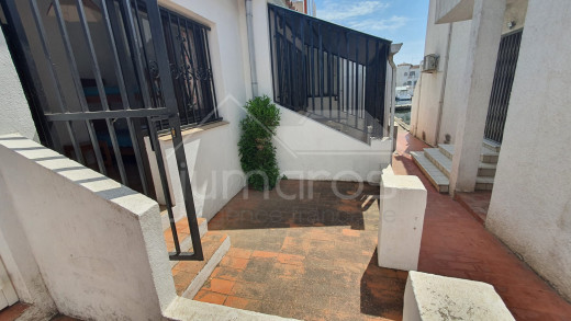 1 bedroom apartment and parking place