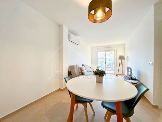 Appartement moderne avec vue sur le canal et grande terrasse
