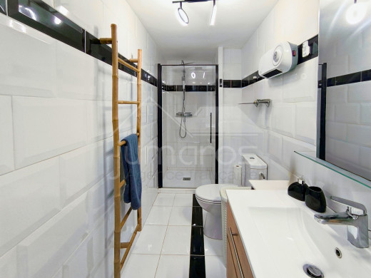 Appartement deux chambres avec amarre de 8m * 3m