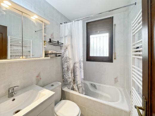 Maison à Empuriabrava avec jardin et garage