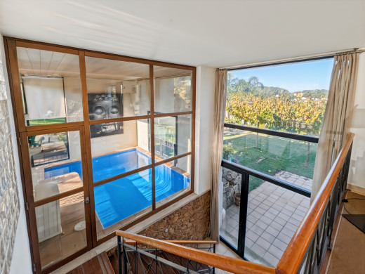 Maison de luxe à l'Escala avec grand jardin, piscine et garage