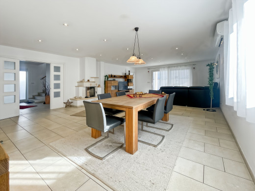 Villa in Empuriabrava mit Pool, nahe dem Strand und dem Stadtzentrum